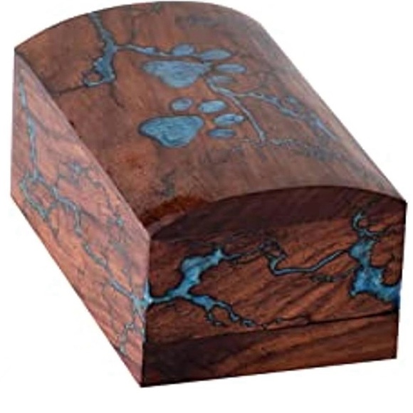 Pet Urn - Picture 2 of 2